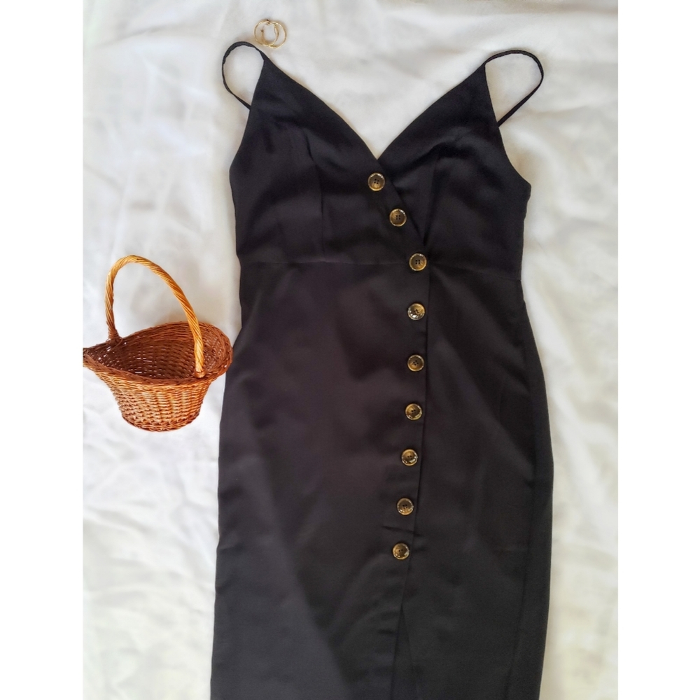 Mint Limit Black Button Midi Dress